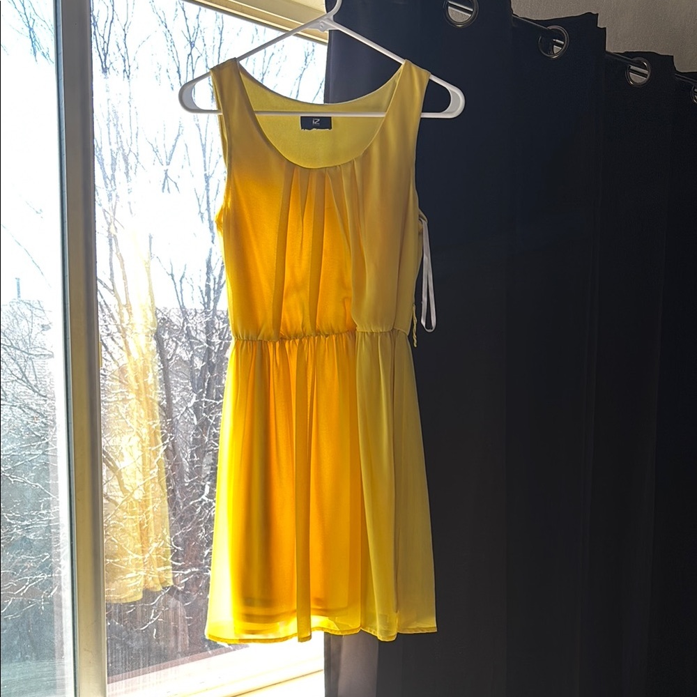 Yellow Sleeveless Scoop Neck Mini Sundress